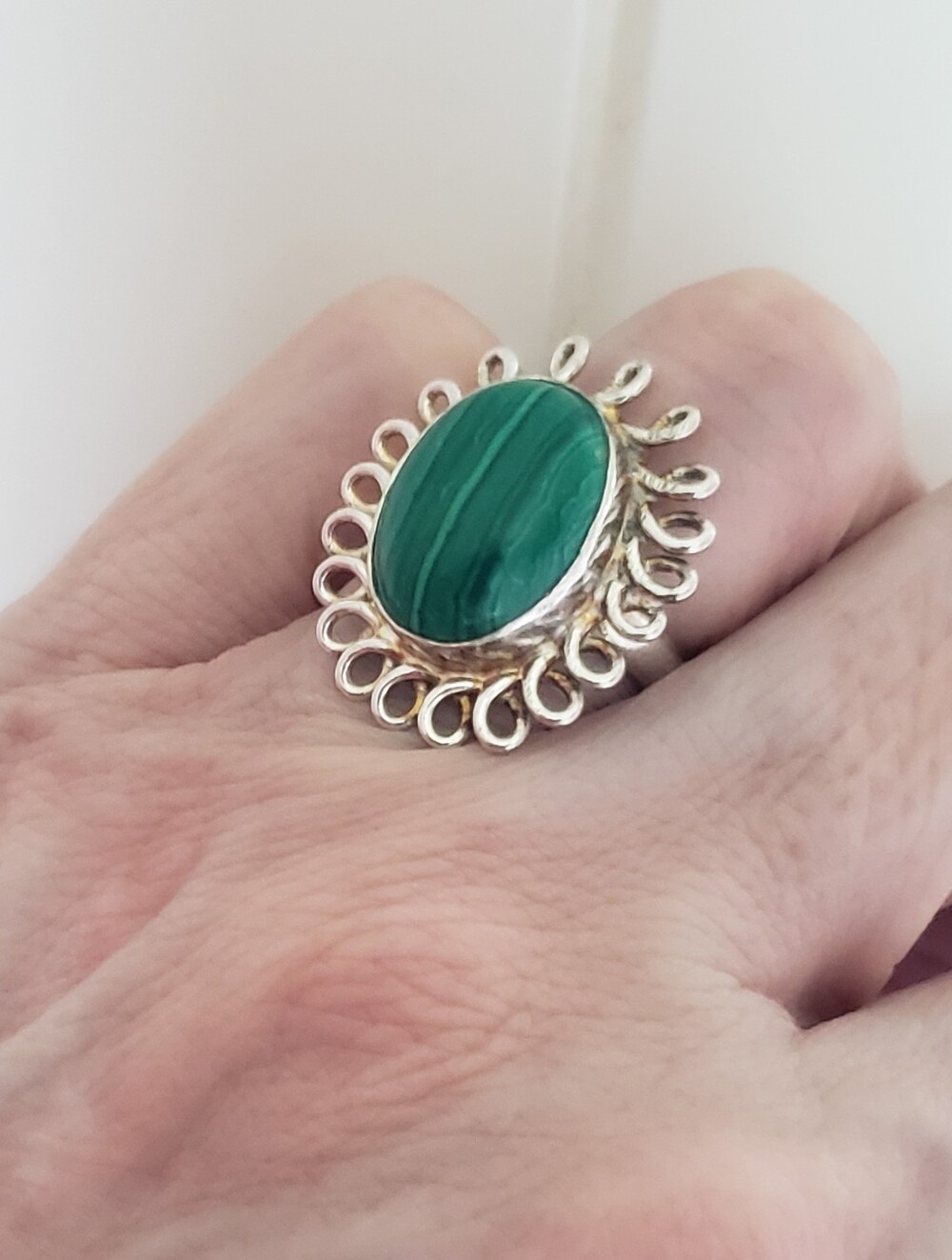 NEW MALACHITE STERLING STAMPED HALLMARK RING SZ 6,Emerald Green, Gorgeous Silver